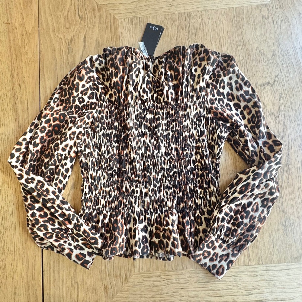 $198 NWT Rails Tabi Nala Leopard Print Smocked Peplum Top Sz M Festival Western - Picture 8 of 10